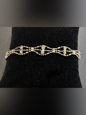 EUC  Vintage Crystal Link Bracelet - Silver Tone @6”